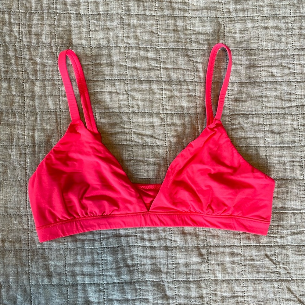 Skims Fits Everybody Triangle Bralette in Neon Orchid
